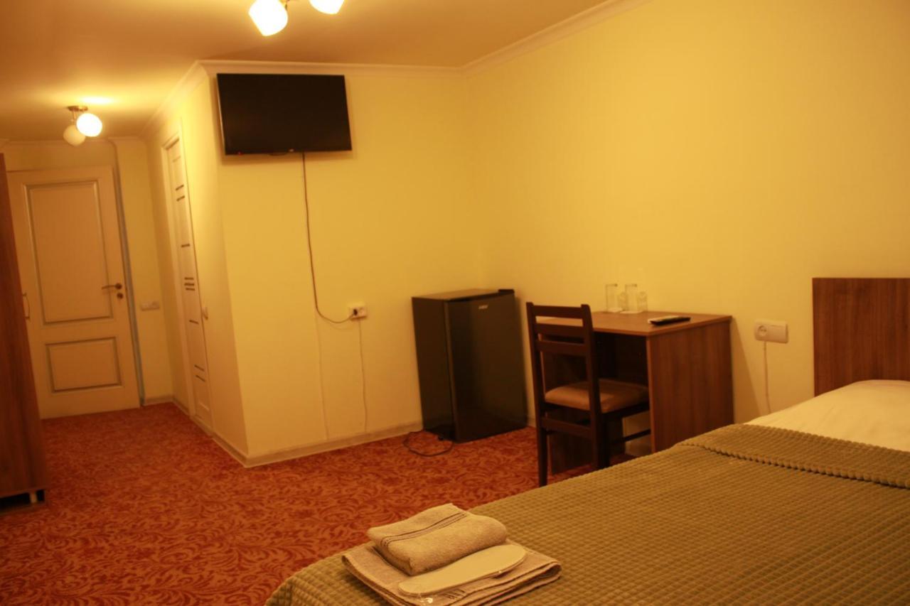 Hotel International Erywań Zewnętrze zdjęcie
