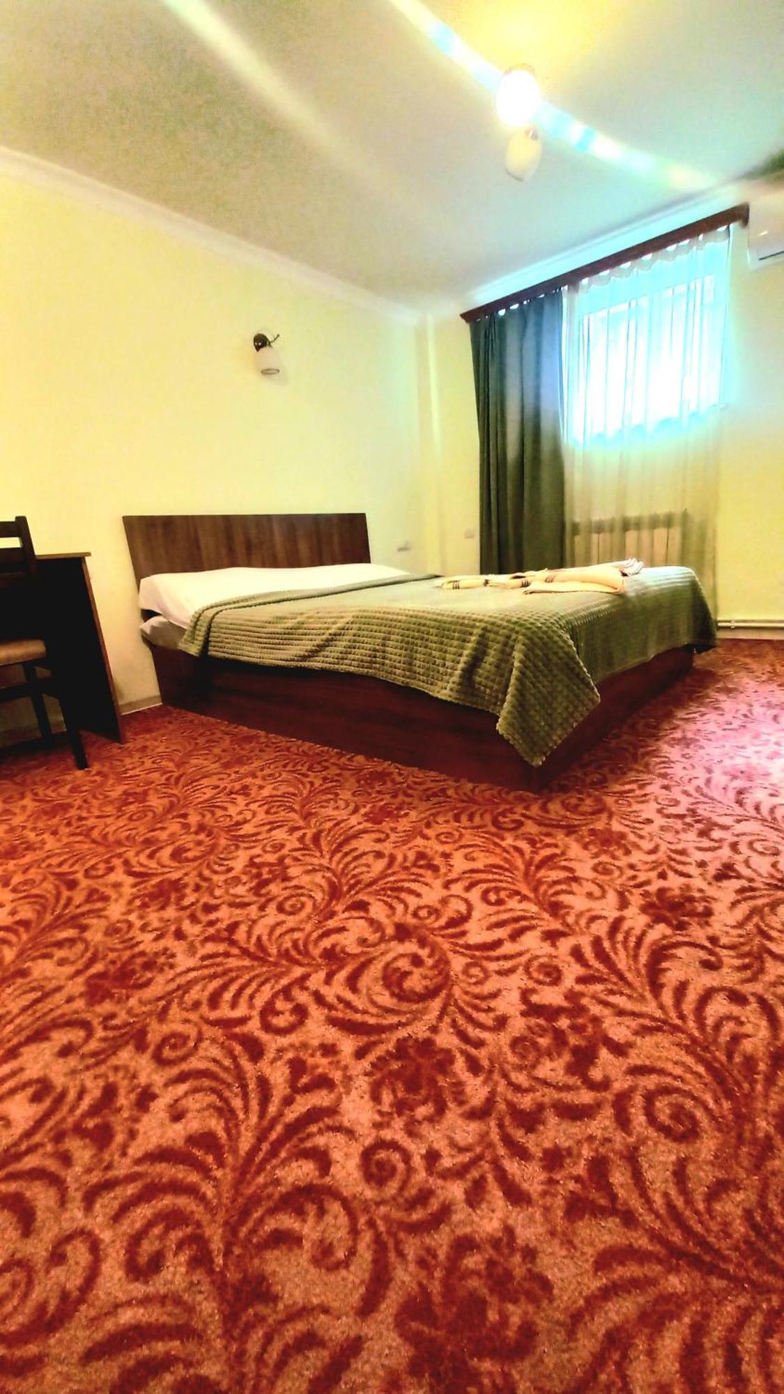Hotel International Erywań Zewnętrze zdjęcie